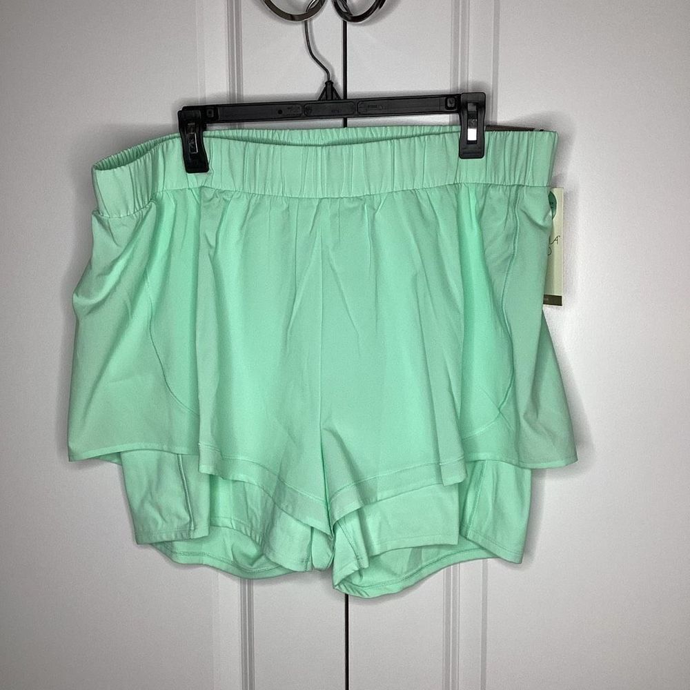 NWT Ladies Calia by Carrie Underwood‎ Run Collection High-Rise 2in1 shorts 2XL